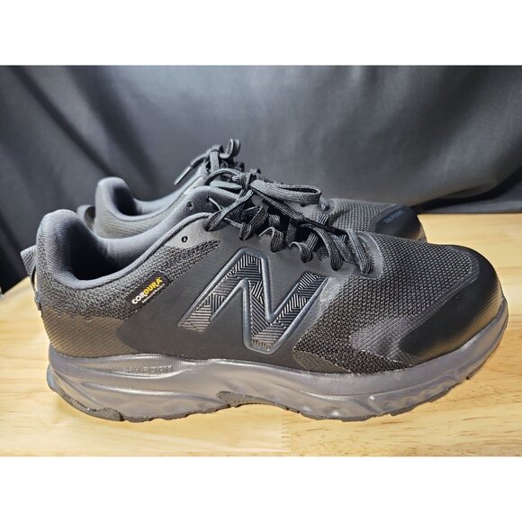 New Balance size 11 Men Size12.5 woman - Picture 1 of 10